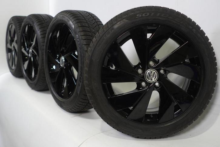 Volkswagen Golf 5 6 7 8 Belmont 17 inch velgen Pirelli Winte, Auto-onderdelen, Banden en Velgen, Ophalen of Verzenden