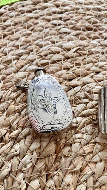 Miniatuur beeldje - Miniatuur parfum flesjes (3) - Zilver