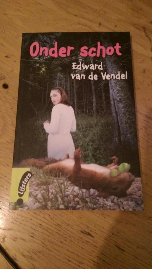 Onder schot 9789001500573 Edward van de Vendel, Boeken, Overige Boeken, Gelezen, Verzenden