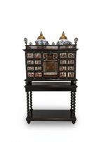 Kast op een standaard - Ebbenhout en eboniseerd hout,