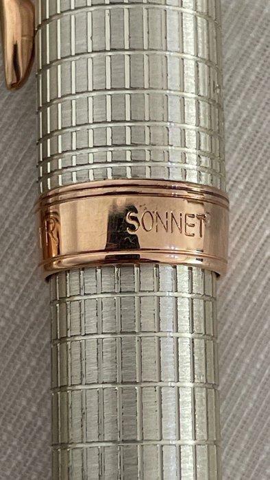 Parker - Sonnet - Stylo à plume, Collections, Stylos