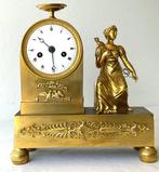 Pendule - Empire/restauration en Bronze Doré Empire Ormolu -, Antiquités & Art, Antiquités | Horloges