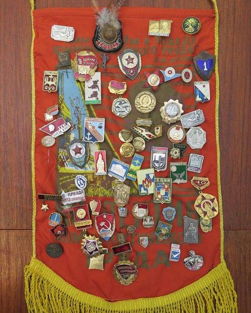 Badge à épingler UdSSR, DDR 1960 - 1980 - Russie - Fin du, Antiek en Kunst, Antiek | Speelgoed