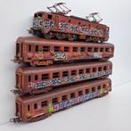 Jouef H0 - Treinset (4) - Locomotief 1300 serie en 3 wagons, Nieuw