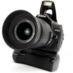 Nikon D5000 + AF-S 18-55mm f/3.5-5.6G VR #MULTIANGLE DISPLAY, Audio, Tv en Foto, Nieuw