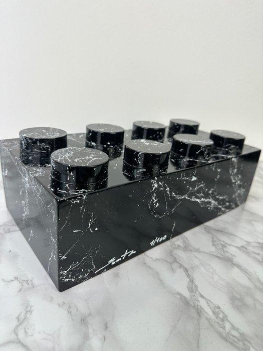 Santicri (1992) - Legold XL (black and white marble), Antiek en Kunst, Kunst | Designobjecten