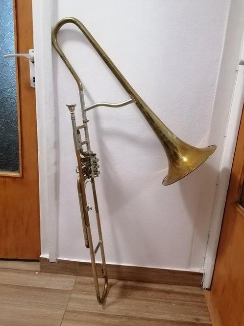 V. F Hradec Kraslice Cerveny - - Trombone, Muziek en Instrumenten, Blaasinstrumenten | Blokfluiten