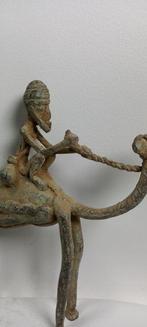 Dogon op chameau (15x13x2 cm, 340 gr.) - Dogon - Mali (Sans, Antiek en Kunst