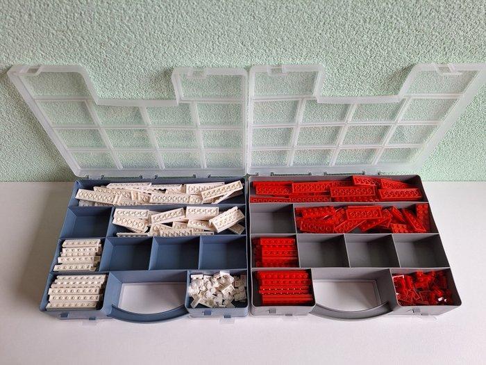 Lego Stenen - 2 KOFFERS met PLAATJES ROOD en WIT TOTAAL 1050, Kinderen en Baby's, Speelgoed | Duplo en Lego