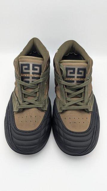 Givenchy - Givenchy Mid Top Skate - Sneakers - Maat: EU 44 beschikbaar voor biedingen