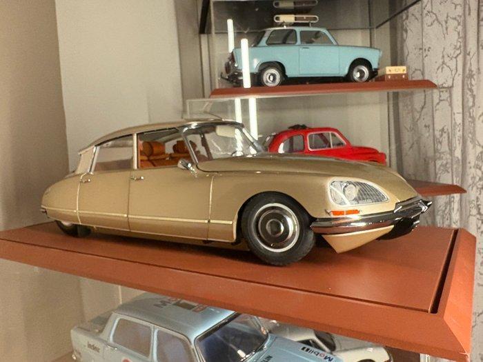 Altaya 1:8 - Modelauto - Citroën DS 21 Pallas, Hobby en Vrije tijd, Modelauto's | 1:5 tot 1:12