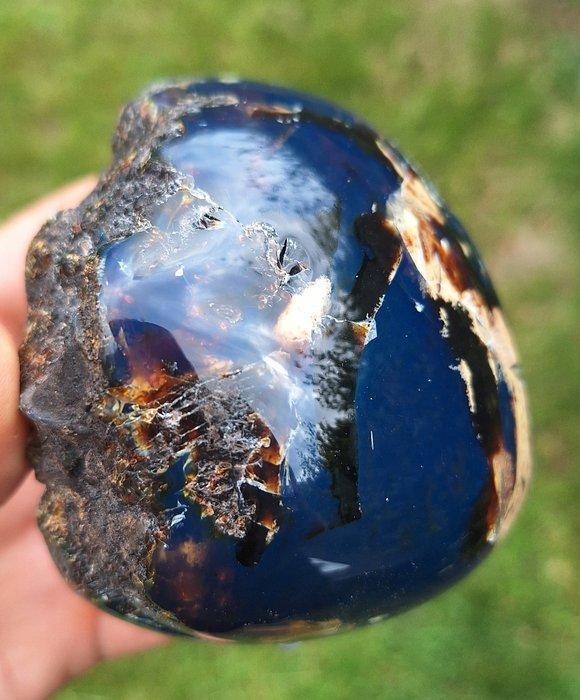 Amber - Barnsteen - blauw zonder UV -blauwe en zwarte, Verzamelen, Mineralen en Fossielen