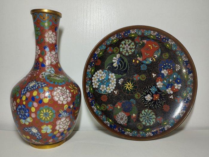 Vaas - Metaal - China - Qing Dynastie (1644-1911) (Zonder, Antiek en Kunst, Antiek | Overige Antiek