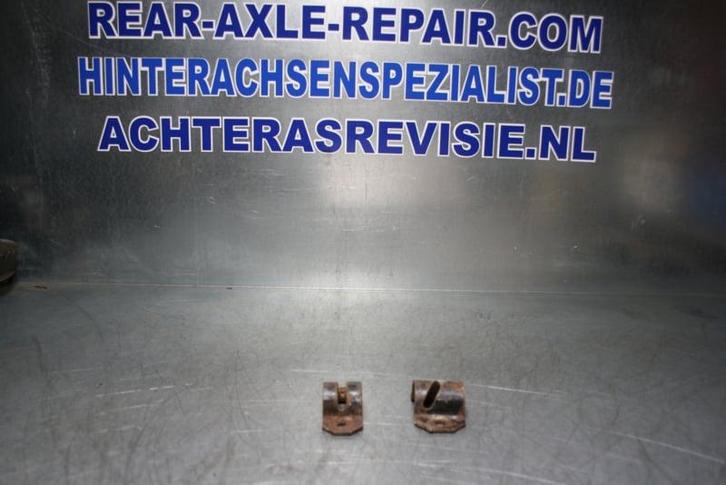 Stoelbevestiging Opel Ascona A, Manta A, gebruikt., Auto-onderdelen, Interieur en Bekleding, Gebruikt, Opel, Verzenden