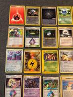 Pokémon - 30 Mixed collection - Various sets, Hobby en Vrije tijd, Nieuw