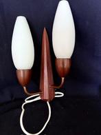 Lamp (2) - glas en teakhout - Twee Retro design