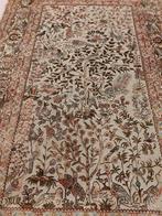 Vloerkleed - 157 cm - 101 cm - Hereke zijde en metaalachtig, Huis en Inrichting, Stoffering | Tapijten en Vloerkleden, Nieuw