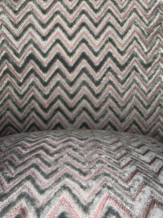 Armani/Casa Nieuwe set van vier - Kussen, Antiek en Kunst, Antiek | Tapijten, Tafelkleden en Textiel