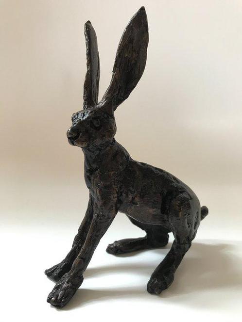 Sculpture, Rabbit looking - 16 cm - Bronze (patiné), Antiquités & Art, Curiosités & Brocante