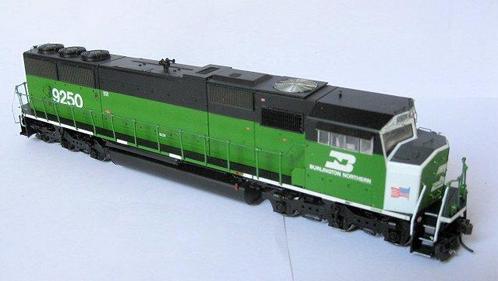 genisis H0 - G98020 - Diesellocomotief (1) - SD60M #9250 DCC, Hobby en Vrije tijd, Modeltreinen | H0