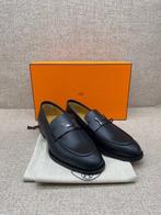 Hermès - Loafers - Maat: Shoes / EU 41