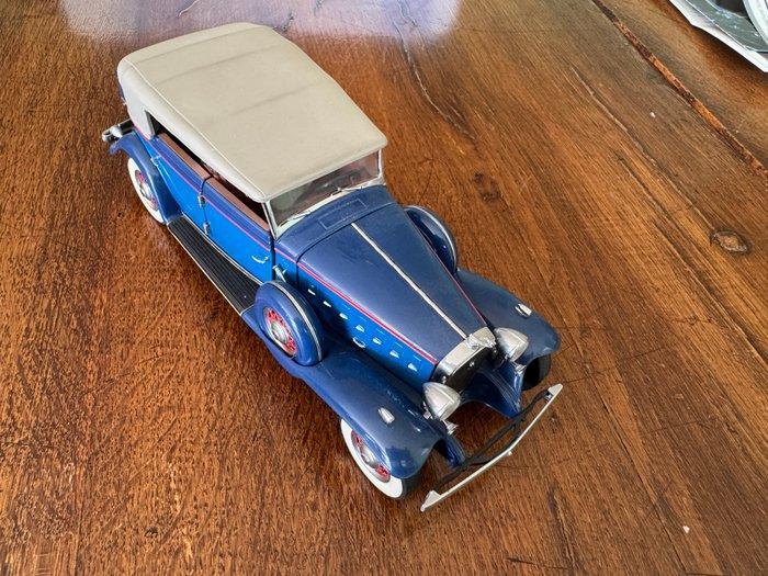 Franklin Mint 1:24 - Voiture miniature - Cadillac Phaeton, Hobby en Vrije tijd, Modelauto's | 1:5 tot 1:12