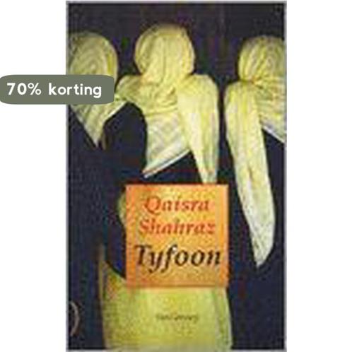 Tyfoon 9789055154029 Qaisra Shahraz, Boeken, Romans, Zo goed als nieuw, Verzenden