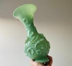 Vase - Opaline - Vase opaline menthe verte, Antiek en Kunst, Antiek | Glaswerk en Kristal