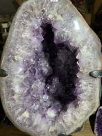 amethist Geode - Hoogte: 60 cm - Breedte: 30 cm- 32 kg - (1), Verzamelen