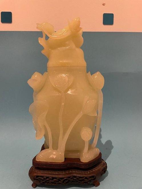 Figuur - Hout, jade (niet getest) - China (Zonder, Antiek en Kunst, Antiek | Overige Antiek