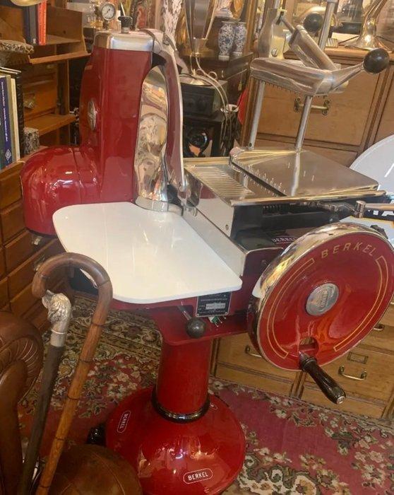 Berkel - Snijmachine - TYPE 115 E - Staal - BERKEL TYPE 115, Antiquités & Art, Antiquités | Assiettes décoratives & Carrelages