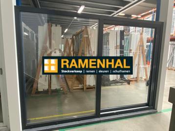 pvc raam, deuren, schuiframen, stockverkoop RAMENHAL disponible aux enchères