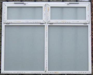 pvc raam , chassis , venster 208 x 170 wit met  MAT glas, Ophalen of Verzenden, Raamkozijn
