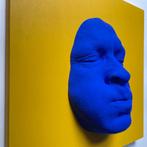 gregos - Blue breathe on yellow background