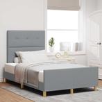 vidaXL Bedframe met hoofdeinde Lichtgrijs 120 x 200 cm Stof, Huis en Inrichting, Verzenden, Nieuw