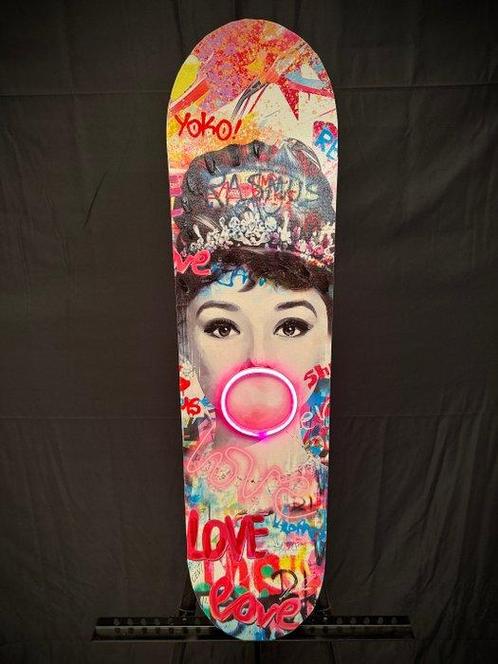 LEDMansion (1995) - Audrey Bubble Love – LED Skate Art, Antiek en Kunst, Kunst | Designobjecten