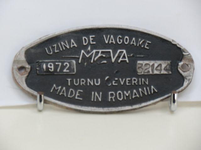 EisenbahnSchild Uzina De Vagoame 1972 Made in Romania, Verzamelen, Spoorwegen en Tram, Overige typen, Gebruikt, Ophalen of Verzenden