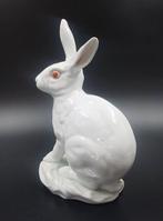 Herend - Beeldje - White rabbit - Porselein