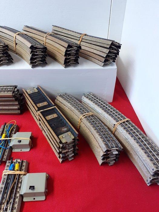 Märklin H0 - 3600 serie - Modeltreinsporen (100) - M-rail, Hobby en Vrije tijd, Modeltreinen | H0