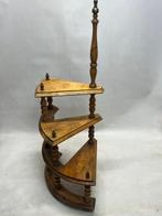 Trapje - bibliotheektrap - Hout, Koper - gedraaide