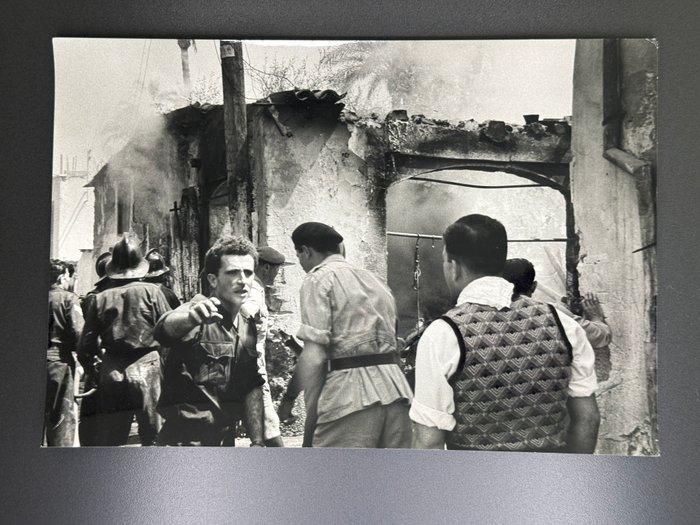 Kay Lawson - Magnum Photos - Greece 1950, Civil War, Antiek en Kunst, Kunst | Designobjecten