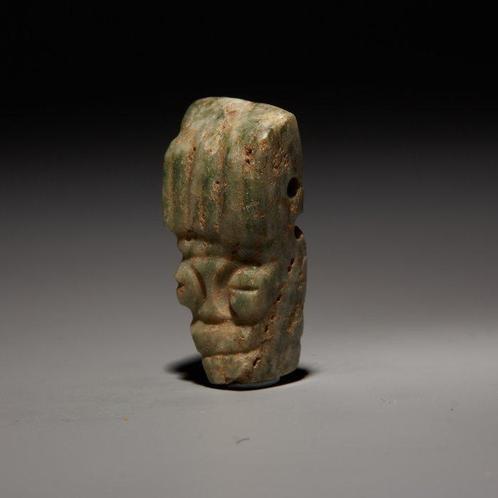 Mixteca, Mexico Jade Maskervormige hanger. 800 - 1200 n.Chr., Verzamelen, Mineralen en Fossielen