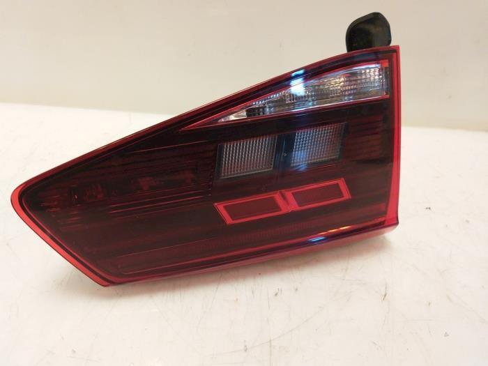 Achterlicht links Volkswagen Passat O174102, Auto-onderdelen, Verlichting