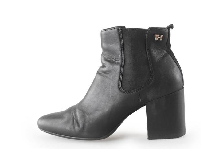 Tommy Hilfiger chelsea boots in maat 37 Zwart | 15% korting, Kleding | Dames, Schoenen, Zwart, Zo goed als nieuw, Overige typen