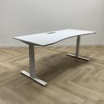 Kinnarps P-serie, Elektrisch zit-sta bureau, 180x80 cm, wit, Huis en Inrichting, Bureaus, In hoogte verstelbaar, Gebruikt, Stabureau