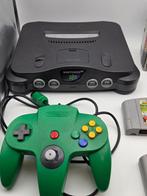 Nintendo - N64 - Nintendo 64 + 4 Iconic Games + Transfer Pak, Games en Spelcomputers, Nieuw