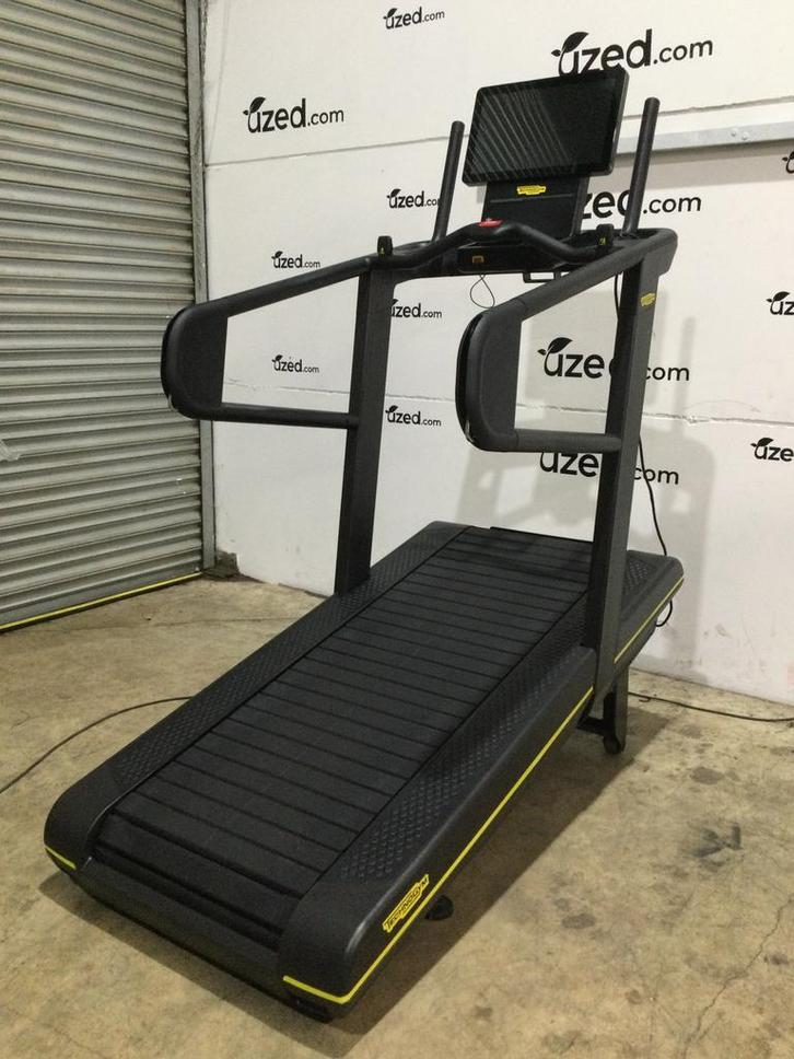 Technogym Skillrun 7000 Unity, Sport en Fitness, Fitnessapparatuur, Loopband, Gebruikt, Benen, Ophalen of Verzenden