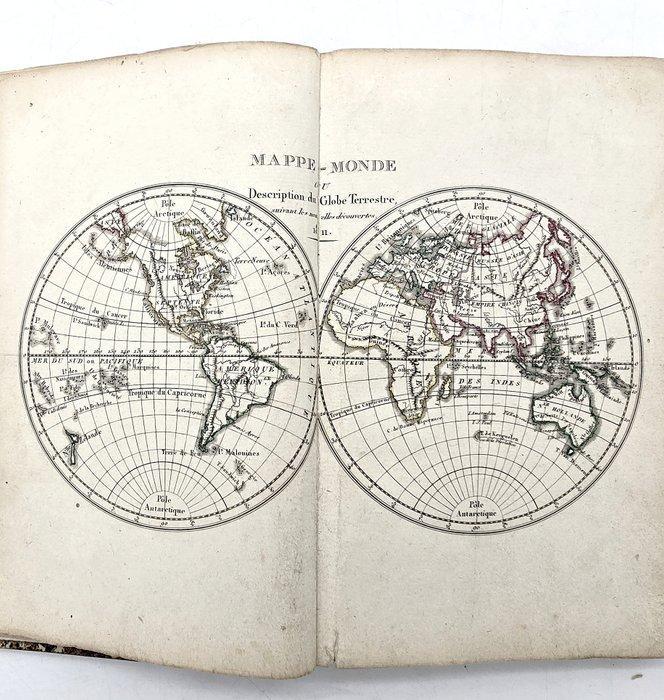 Petit Atlas Moderne - Collection de Cartes Élémentaires -, Antiek en Kunst, Antiek | Boeken en Manuscripten