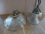 Lamp (2) - Glas - holophane stijl hanglamp