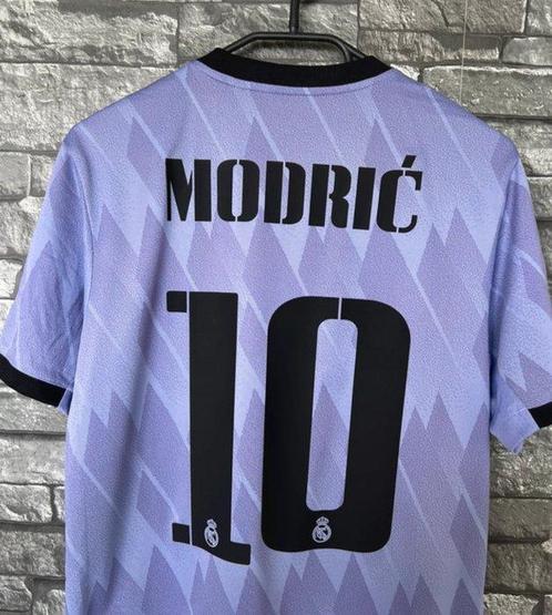 Real Madrid - Spaanse voetbal competitie - Luka Modric -, Verzamelen, Overige Verzamelen